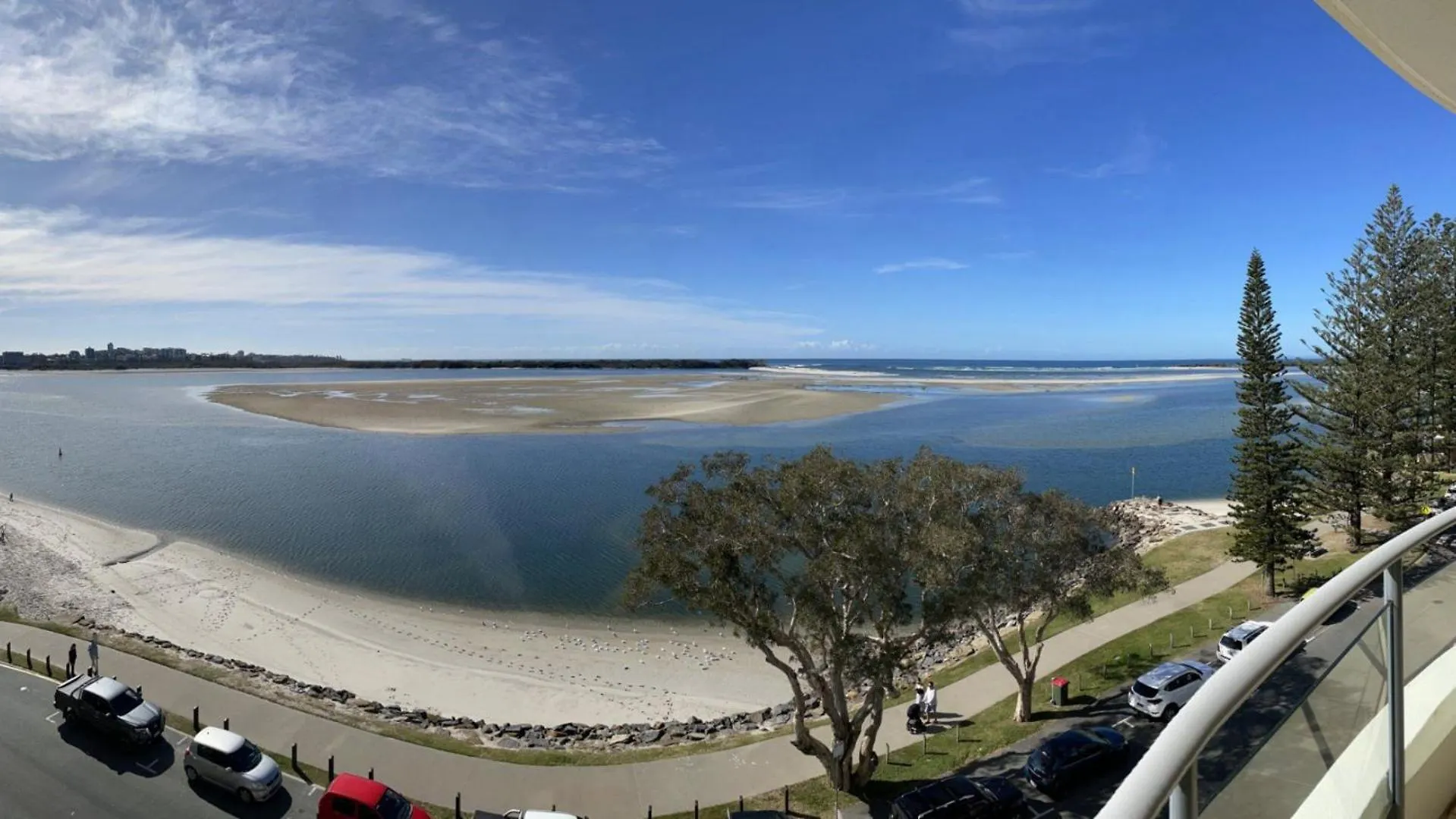 Riviere Unit 718 Apartment Golden Beach Australia